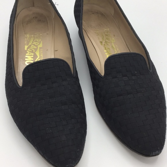 Salvatore Ferragamo Navy Blue Woven Fabric 9 1/2 B - Picture 2 of 6